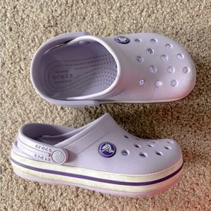 Girls lavender Crocs 11 EUC
